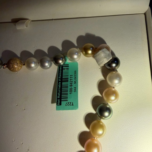 Elegant Multicolor Cultured Pearl Necklace 17” with 14k Yellow Gold NWT - Picture 5 of 11